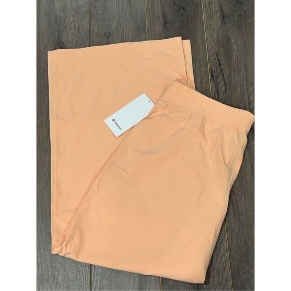 Lululemon Swift Mid-Rise Wide-Leg Pant - Picture 2 of 3